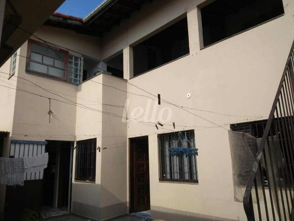 FACHADA de Casa à venda, assobradada com 227 m², 3 quartos e 3 vagas em Vila Marina - Santo André