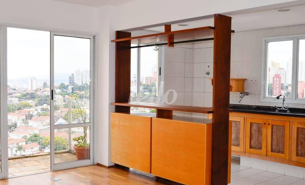 COZINHA de Apartamento à venda, Triplex com 160 m², 2 quartos e 2 vagas em Vila Madalena - São Paulo
