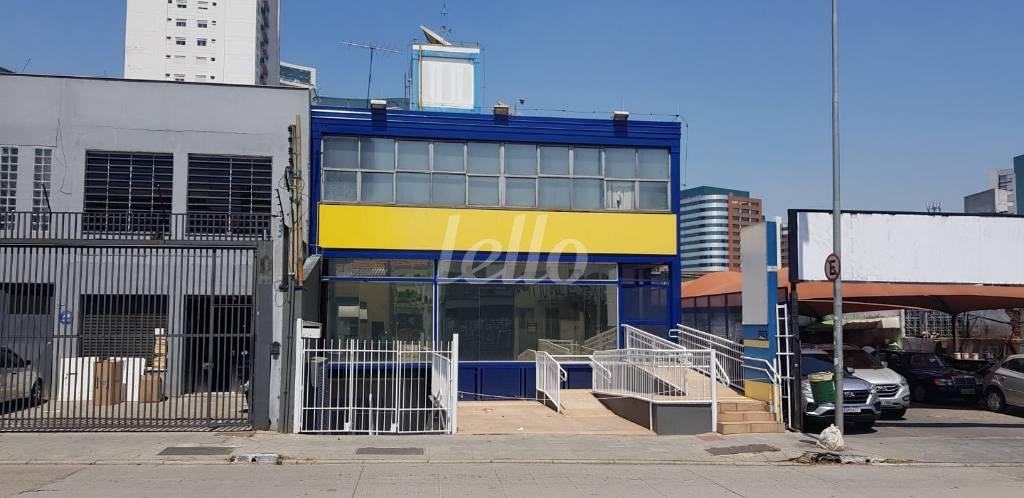 FACHADA de Prédio Comercial à venda, Monousuário com 658 m², e 20 vagas em Pinheiros - São Paulo