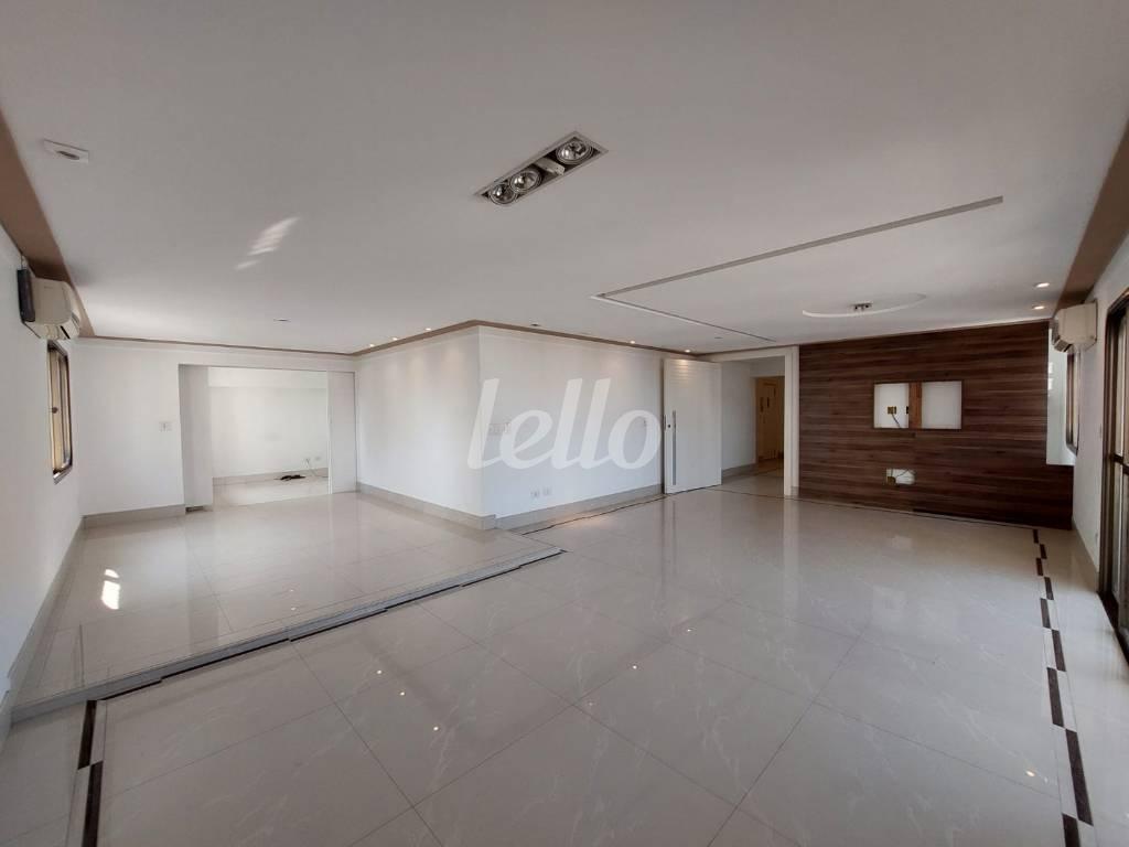 SALA de Apartamento à venda, Duplex com 480 m², 4 quartos e 3 vagas em Vila Analia Franco - São Paulo