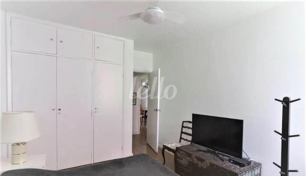 DORMITÓRIO de Apartamento para alugar, Padrão com 97 m², 2 quartos e 1 vaga em Jardim Paulista - São Paulo