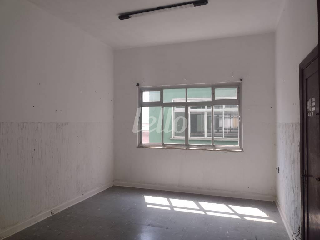 SALA de Sala / Conjunto para alugar, Padrão com 41 m², e em Centro - Santo André