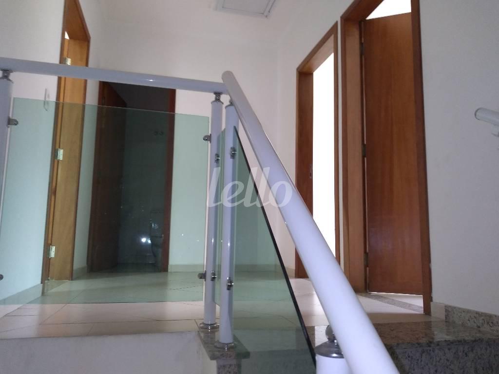 ESCADA DE ACESSO de Casa à venda, em condomínio - sobrado com 105 m², 3 quartos e 2 vagas em Vila Prudente - São Paulo