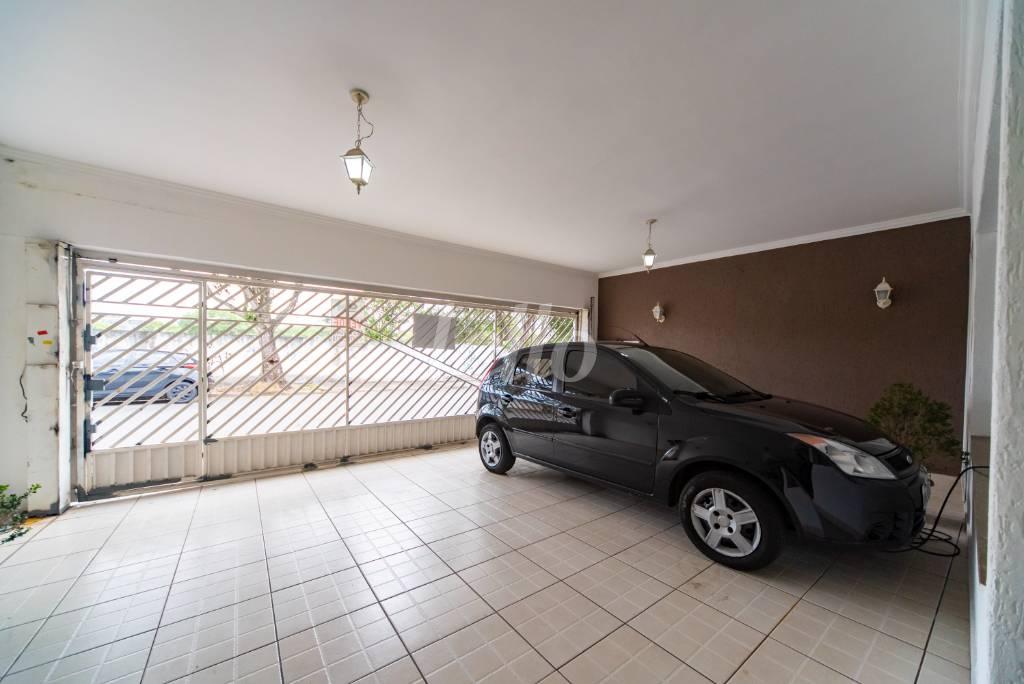 GARAGEM de Casa à venda, sobrado com 265 m², 5 quartos e 3 vagas em Mauá - São Caetano do Sul