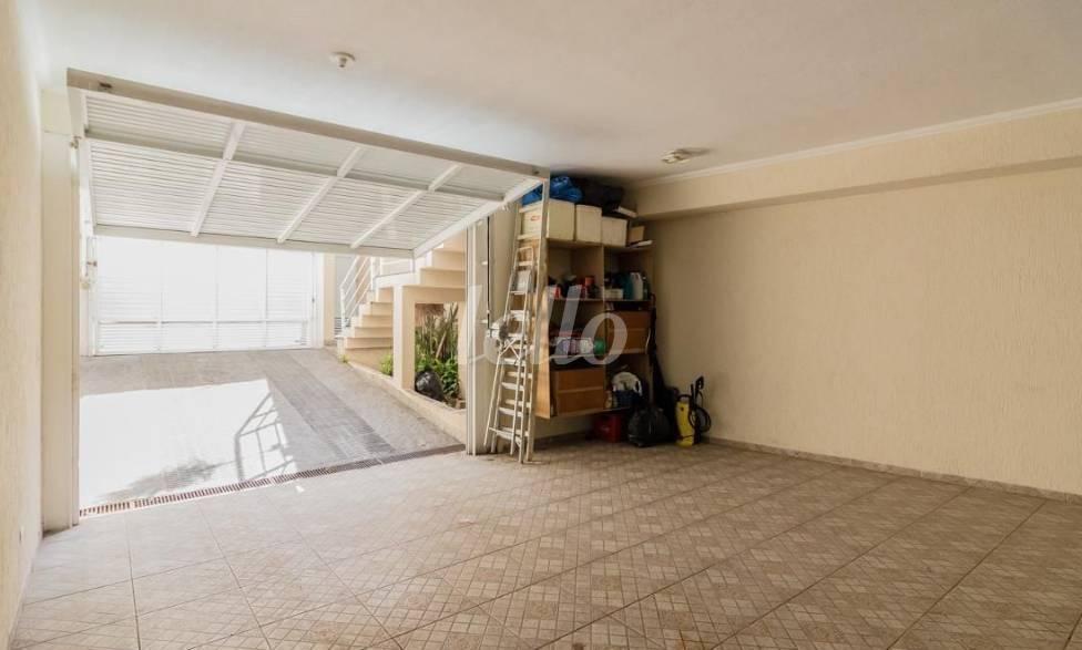 GARAGEM de Casa à venda, sobrado com 340 m², 3 quartos e 5 vagas em Jardim Paraíso - Santo André