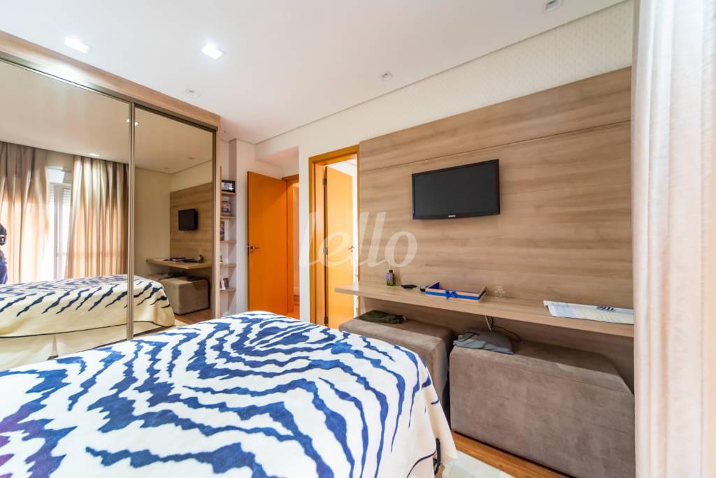 SUÍTE 1 de Apartamento à venda, Padrão com 126 m², 3 quartos e 3 vagas em Vila Lilica - Santo André