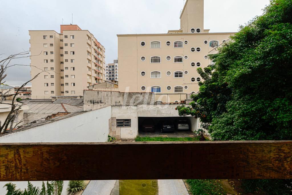 VISTA MEZANINO de Casa à venda, sobrado com 320 m², 3 quartos e 10 vagas em Vila Santa Clara - São Paulo