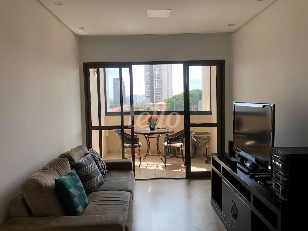 SALA de Apartamento à venda, Padrão com 86 m², 3 quartos e 1 vaga em Cambuci - São Paulo