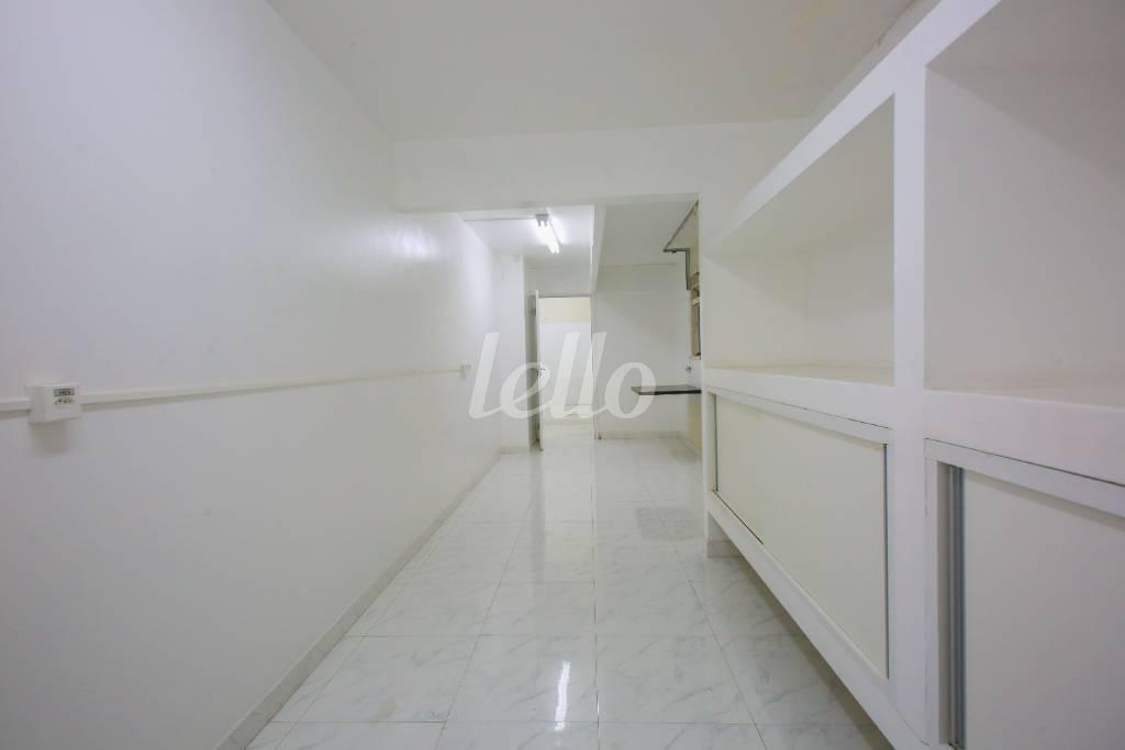 SALA 5 de Sala / Conjunto para alugar, Padrão com 200 m², e 2 vagas em Itaim Bibi - São Paulo