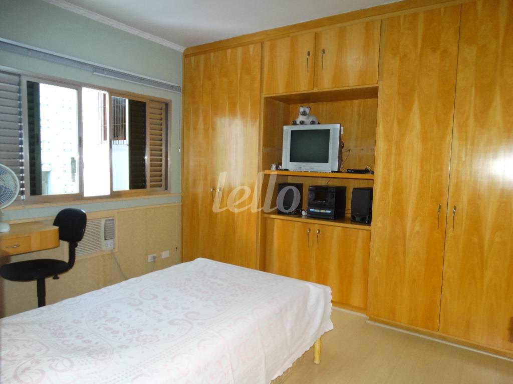 DORMITÓRIO 1 de Casa à venda, sobrado com 250 m², 3 quartos e 6 vagas em Vila Prudente - São Paulo