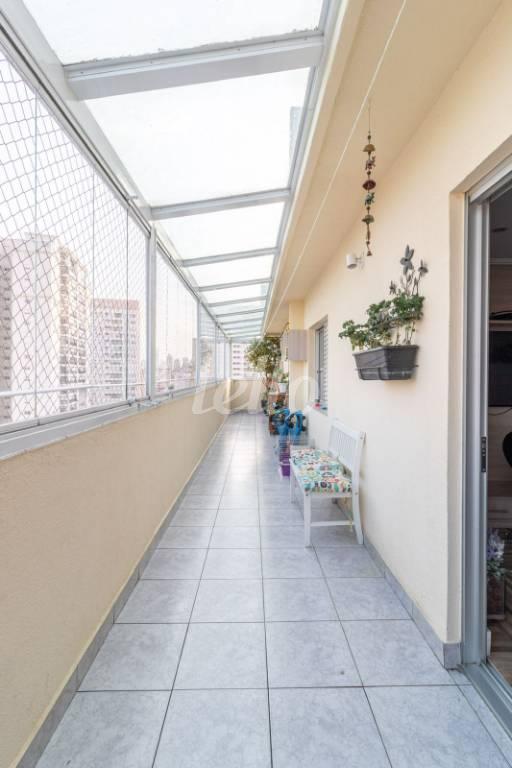 VARANDA de Apartamento à venda, cobertura - Padrão com 166 m², 3 quartos e 3 vagas em Aclimação - São Paulo