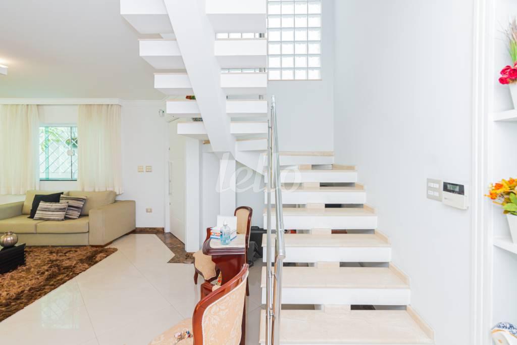 SALA de Casa à venda, sobrado com 370 m², 5 quartos e 4 vagas em Barro Branco - zona Norte - São Paulo