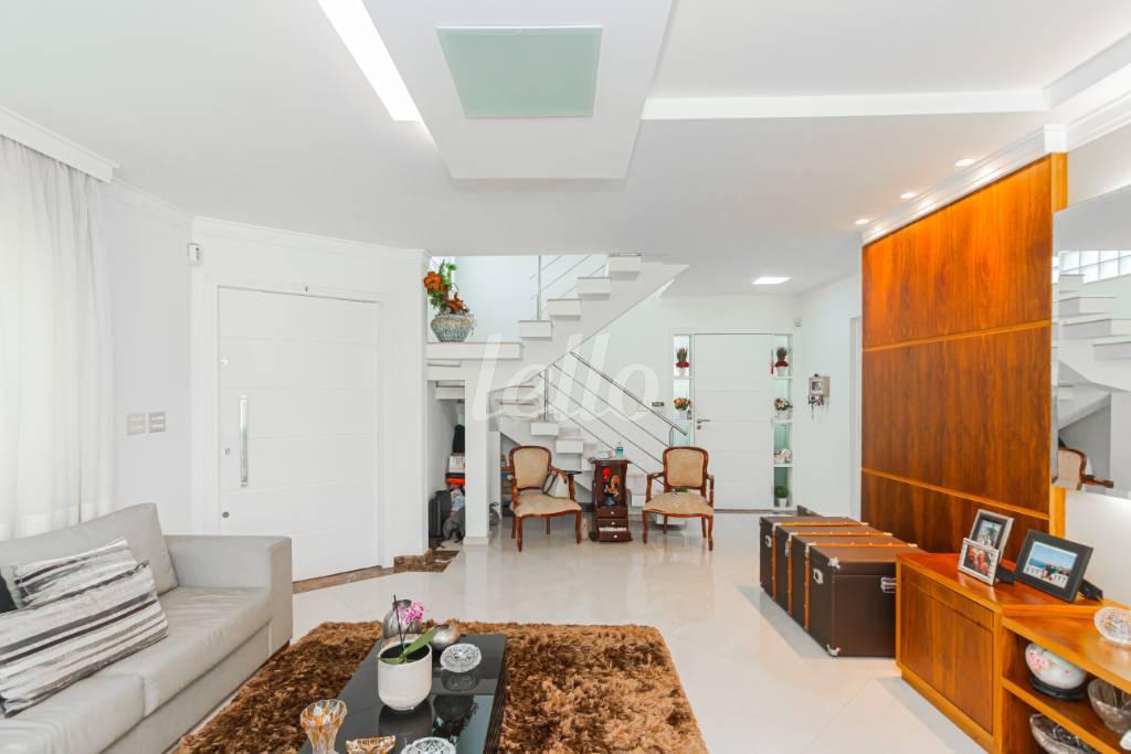 SALA de Casa à venda, sobrado com 370 m², 5 quartos e 4 vagas em Barro Branco - zona Norte - São Paulo