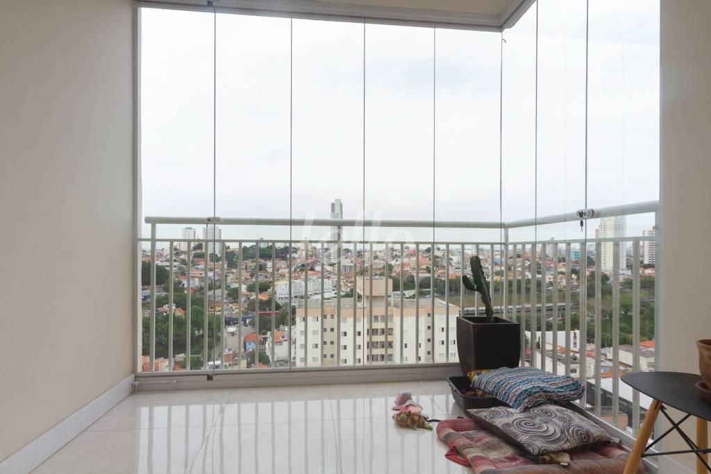 SACADA de Apartamento à venda, Padrão com 67 m², 3 quartos e 1 vaga em Vila Mazzei - São Paulo