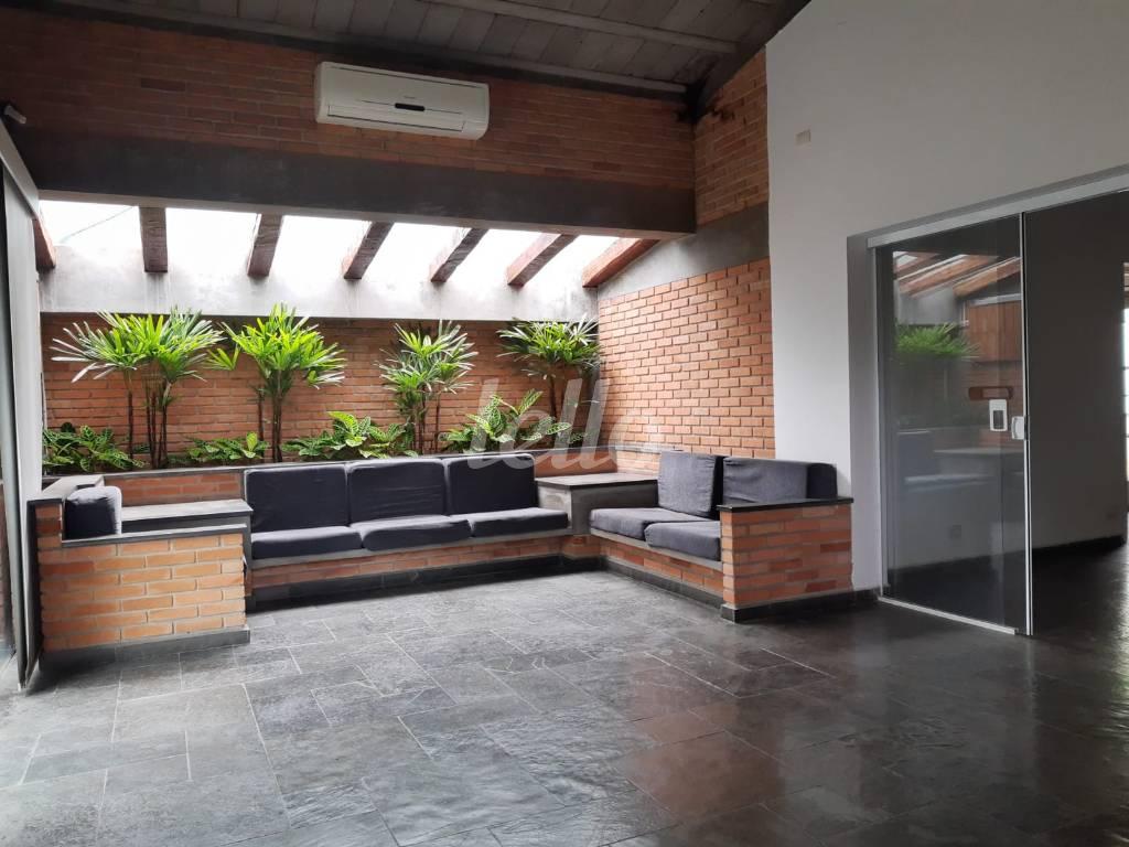SALA DE ESPERA de Casa à venda, sobrado com 265 m², 4 quartos e 4 vagas em Sumaré - São Paulo