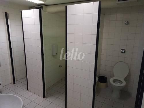 SUBSOLO - WC + LAVABOS de Salão para alugar, Padrão com 700 m², e 12 vagas em Pacaembu - São Paulo
