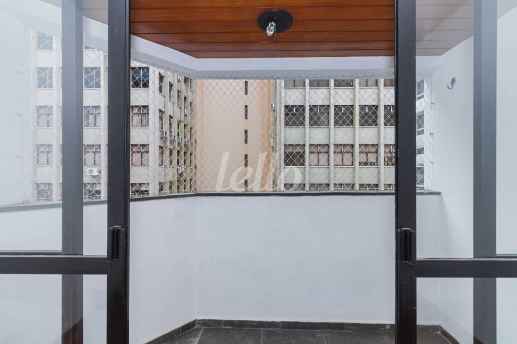 VARANDA de Apartamento à venda, Padrão com 93 m², 3 quartos e 2 vagas em Vila Olímpia - São Paulo