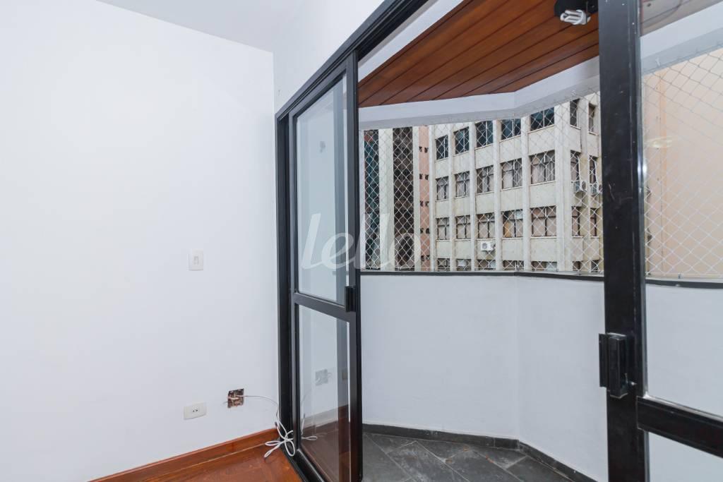 VARANDA de Apartamento à venda, Padrão com 93 m², 3 quartos e 2 vagas em Vila Olímpia - São Paulo