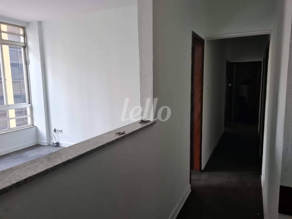 RECEPÇÃO de Sala / Conjunto para alugar, Padrão com 132 m², e 1 vaga em Sé - São Paulo