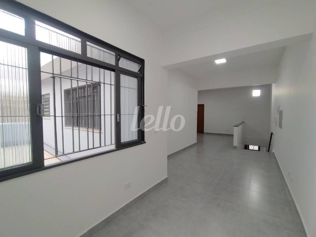 RECEPÇÃO de Sala / Conjunto para alugar, Padrão com 121 m², e 2 vagas em Vila Mazzei - São Paulo
