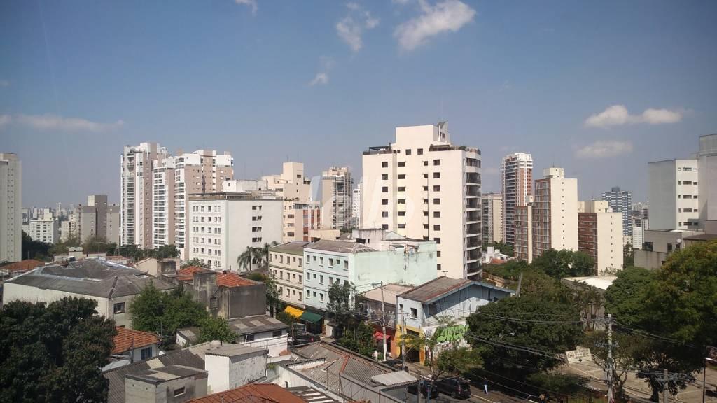 VISTA de Sala / Conjunto à venda, Padrão com 38 m², e 1 vaga em Vila Mariana - São Paulo