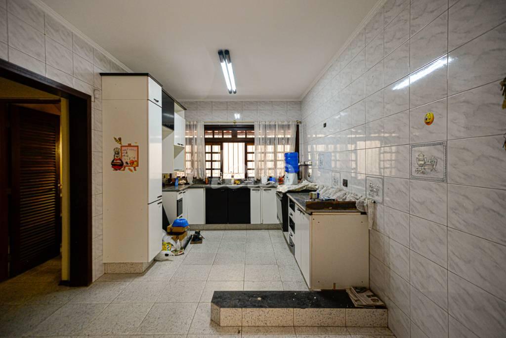 COZINHA de Casa à venda, sobrado com 217 m², 4 quartos e 2 vagas em Vila Isolina Mazzei - São Paulo
