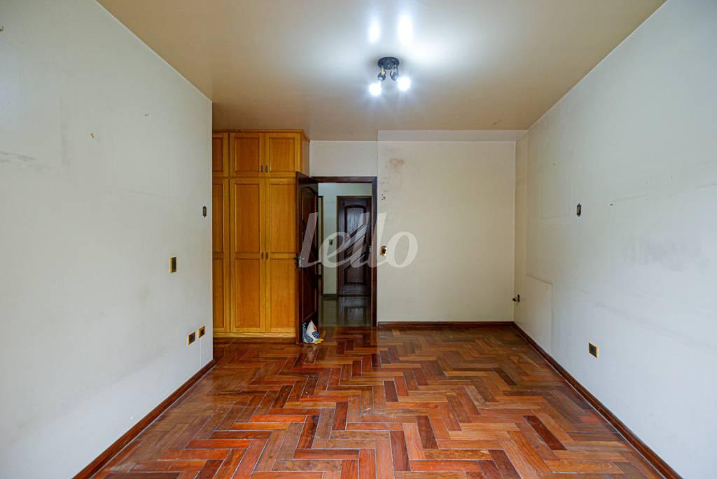 SUÍTE MASTER de Casa à venda, sobrado com 217 m², 4 quartos e 2 vagas em Vila Isolina Mazzei - São Paulo