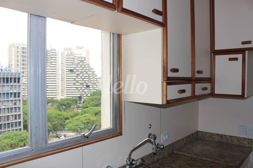 COZINHA de Apartamento à venda, cobertura - Padrão com 83 m², 1 quarto e 1 vaga em Paraíso - São Paulo