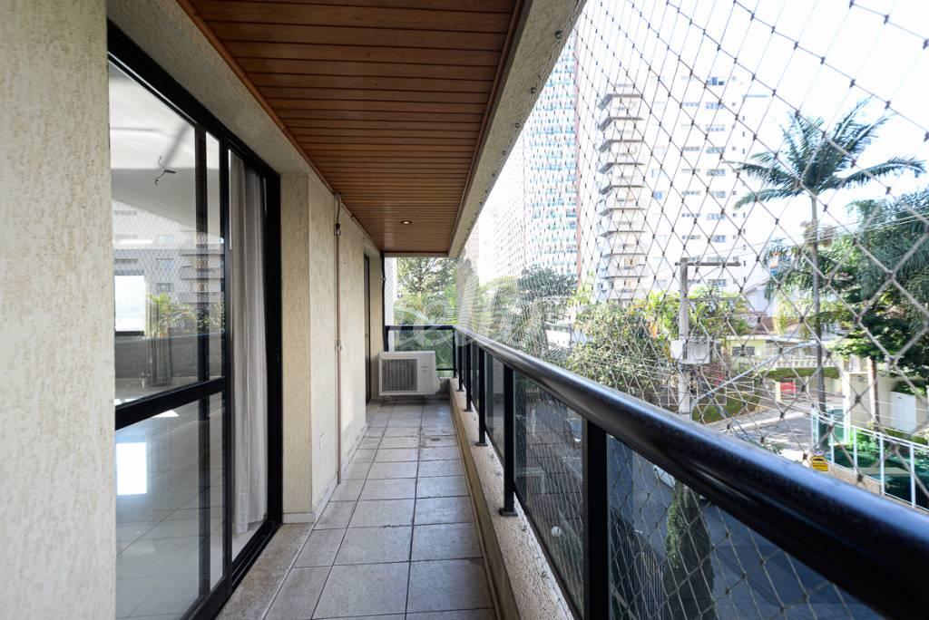 VARANDA de Apartamento à venda, Padrão com 176 m², 4 quartos e 3 vagas em Santana - São Paulo