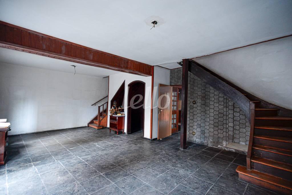 SALA DOIS AMBIENTES de Casa à venda, sobrado com 280 m², 3 quartos e 3 vagas em Vila Mariana - São Paulo