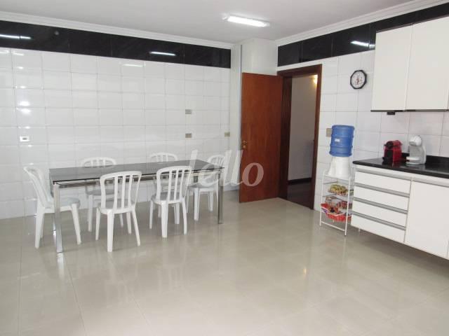 COZINHA de Casa à venda, sobrado com 360 m², 4 quartos e 5 vagas em Campo Belo - São Paulo
