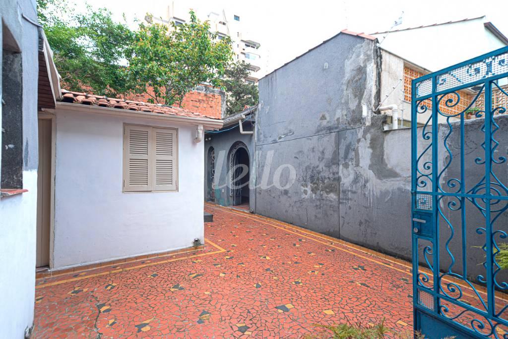 ÁREA EXTERNA de Casa à venda, sobrado com 280 m², 3 quartos e 3 vagas em Vila Mariana - São Paulo