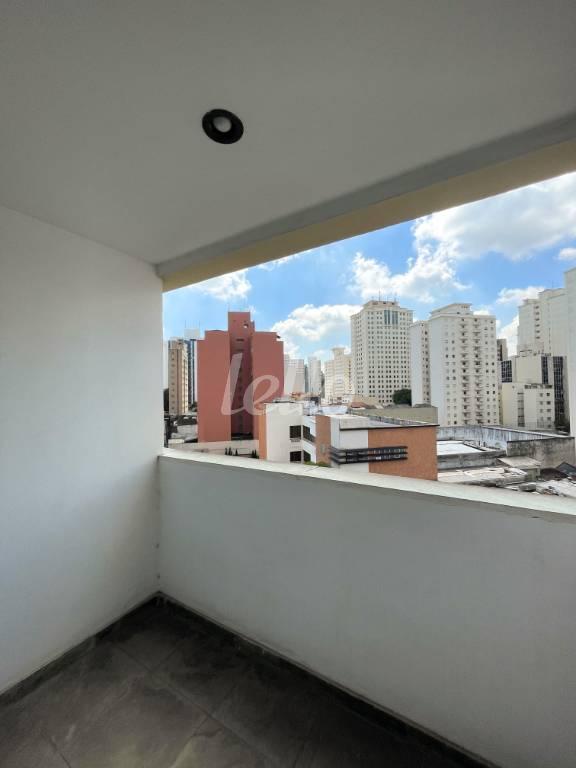 VARANDA de Apartamento à venda, Padrão com 89 m², 3 quartos e 1 vaga em Pinheiros - São Paulo