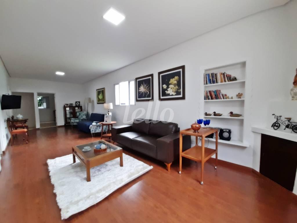 SALA de Casa à venda, sobrado com 280 m², 6 quartos e 4 vagas em Barro Branco - zona Norte - São Paulo