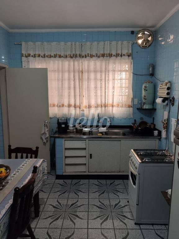 COZINHA de Casa à venda, de vila - térrea com 156 m², 2 quartos e 2 vagas em Osvaldo Cruz - São Caetano do Sul