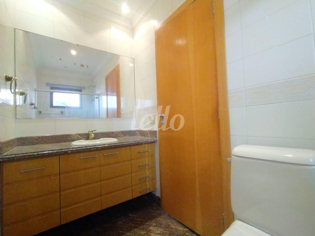 BANHEIRO 2 SUÍTE MASTER de Apartamento à venda, Padrão com 300 m², 3 quartos e 4 vagas em Água Fria - São Paulo