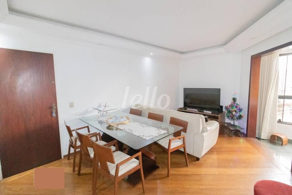 SALA de Apartamento à venda, Padrão com 84 m², 3 quartos e 2 vagas em Tucuruvi - São Paulo