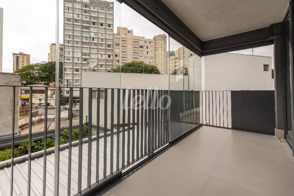 VARANDA de Apartamento à venda, Padrão com 77 m², 2 quartos e 1 vaga em Paraíso - São Paulo