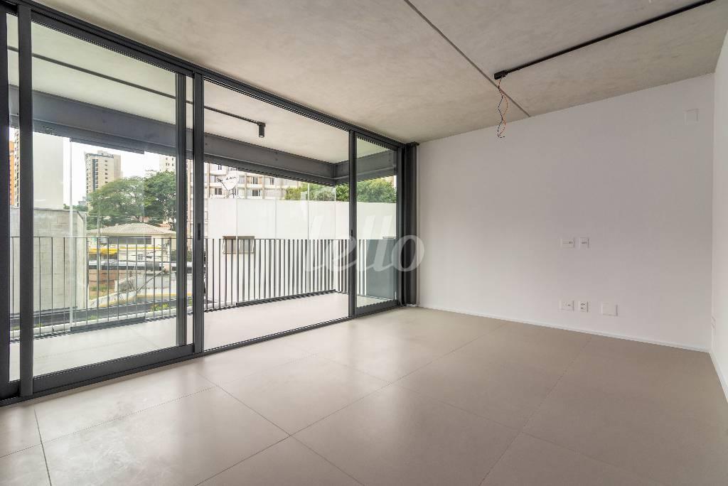 SALA de Apartamento à venda, Padrão com 77 m², 2 quartos e 1 vaga em Paraíso - São Paulo