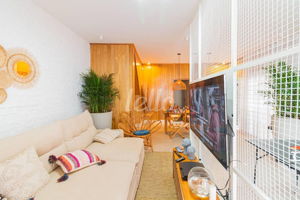 SALA DOIS AMBIENTES de Casa à venda, sobrado com 200 m², 4 quartos e 2 vagas em Brooklin Paulista - São Paulo