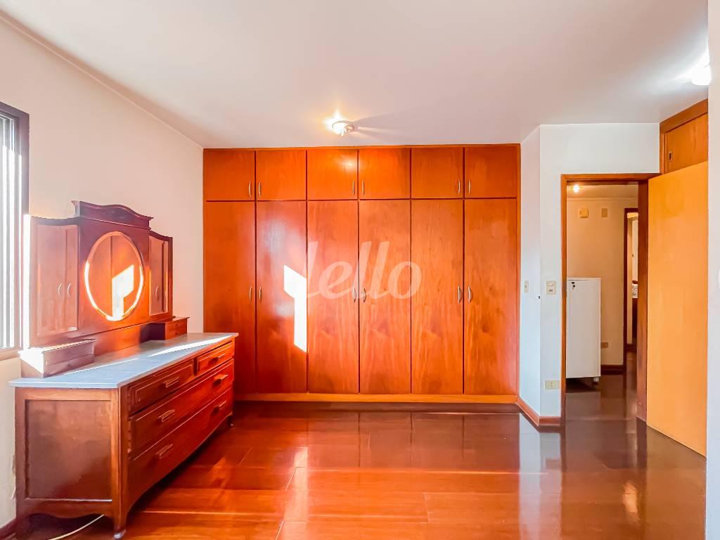 SUÍTE 2 de Apartamento à venda, Padrão com 170 m², 3 quartos e 3 vagas em Aclimação - São Paulo