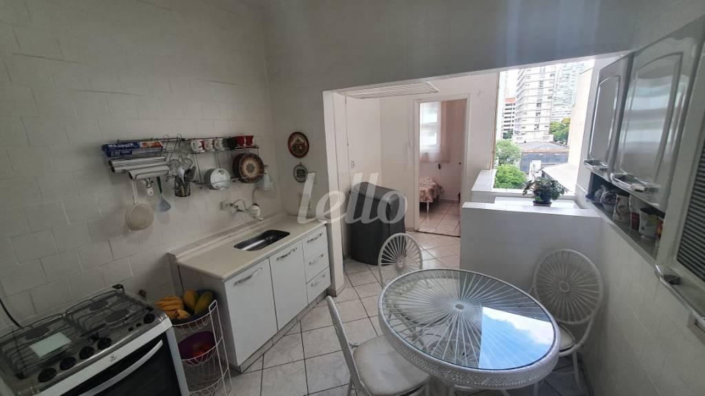 COZINHA de Apartamento à venda, Padrão com 130 m², 2 quartos e em Consolação - São Paulo