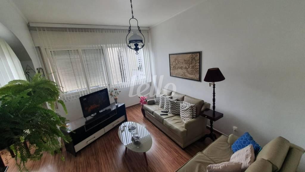 SALA de Apartamento à venda, Padrão com 130 m², 2 quartos e em Consolação - São Paulo
