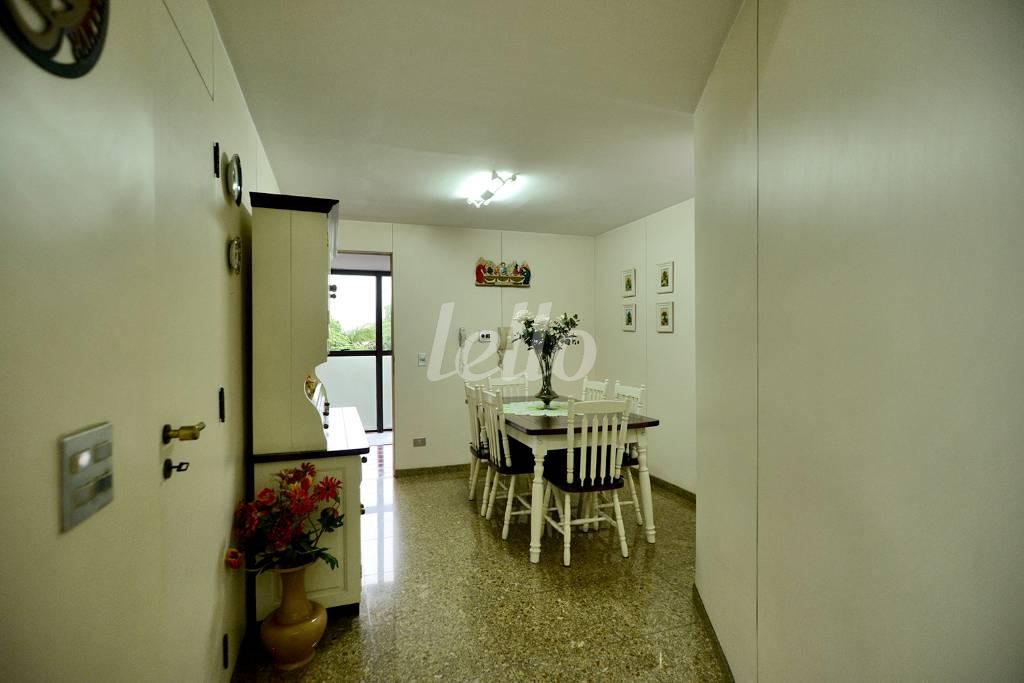 COPA de Apartamento à venda, Padrão com 275 m², 4 quartos e 4 vagas em Indianópolis - São Paulo