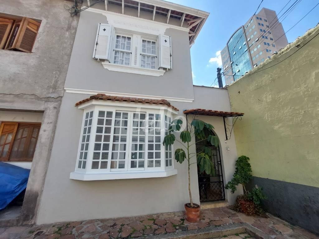 FACHADA de Casa à venda, sobrado com 210 m², 4 quartos e 2 vagas em Tatuapé - São Paulo