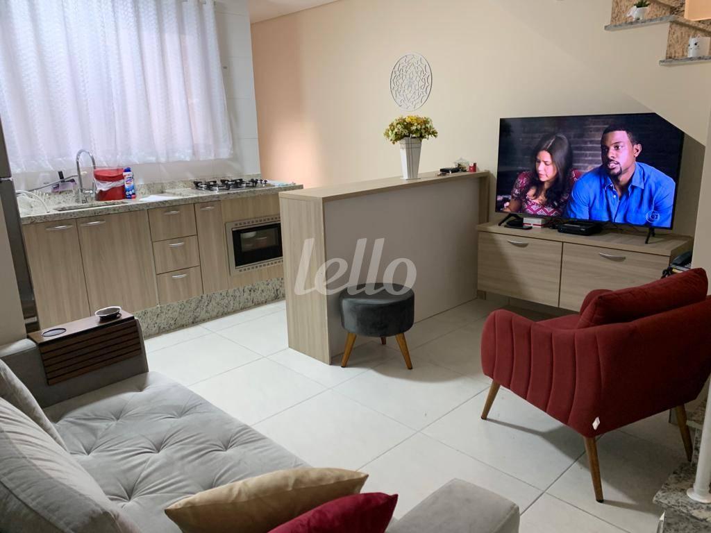 SALA de Apartamento à venda, cobertura - Padrão com 104 m², 2 quartos e 2 vagas em Vila Pires - Santo André