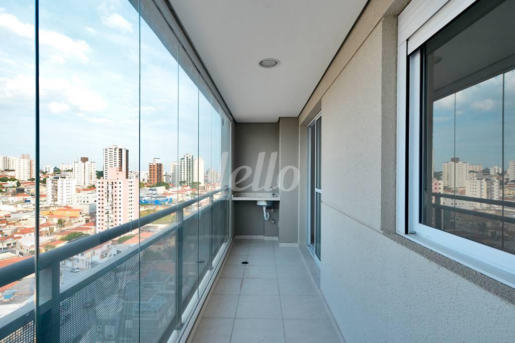 VARANDA DA SALA de Apartamento à venda, Padrão com 58 m², 2 quartos e 2 vagas em Vila Paiva - São Paulo