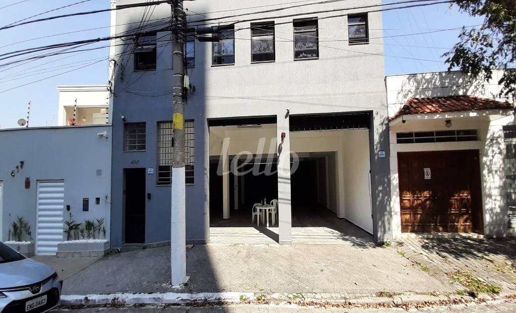 FACHADA de Prédio Comercial para alugar, Monousuário com 720 m², e em Vila Prudente - São Paulo