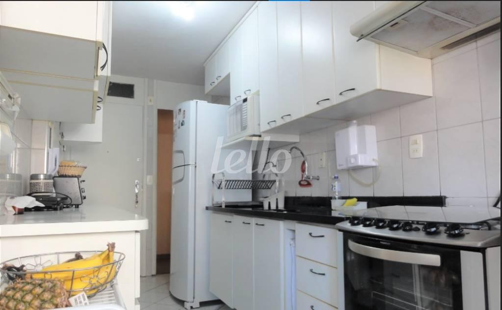 COZINHA de Apartamento à venda, Padrão com 97 m², 3 quartos e 1 vaga em Paraíso - São Paulo