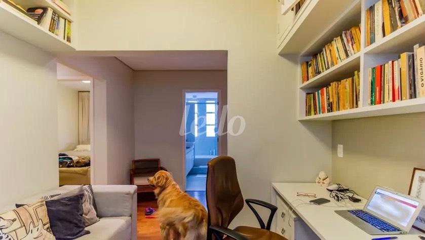 DORMITÓRIO de Apartamento à venda, Padrão com 205 m², 3 quartos e 2 vagas em Higienópolis - São Paulo